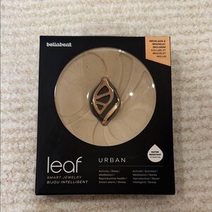 Bellabeat Leaf Urban Smart Jewelry - Black